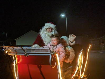 Santa Visits Killen 2022 - Clonmeen Cottages  (31)